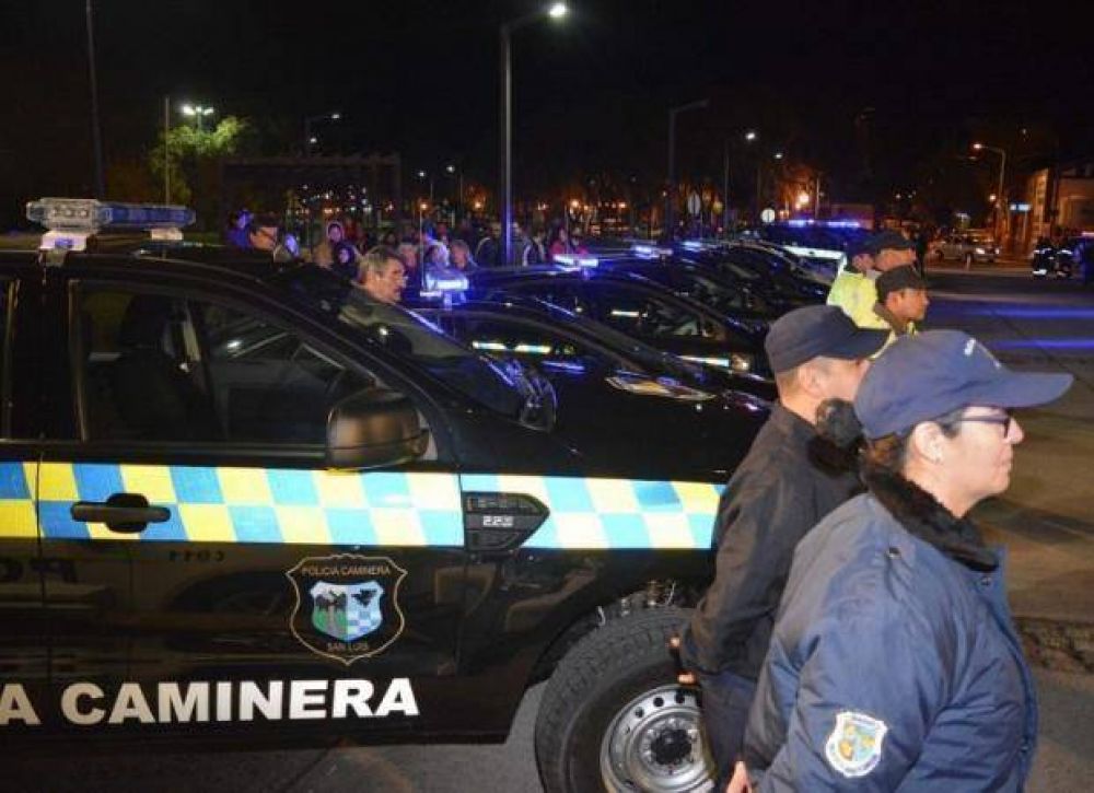 Ms inversin en seguridad: entregaron 21 mviles policiales en Villa Mercedes