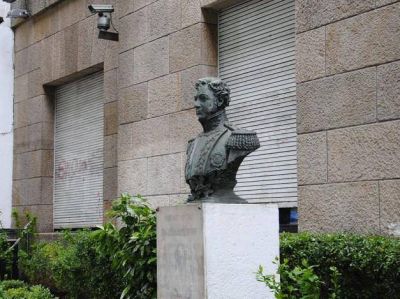 Un alto acatamiento alcan� en el paro de los trabajadores municipales