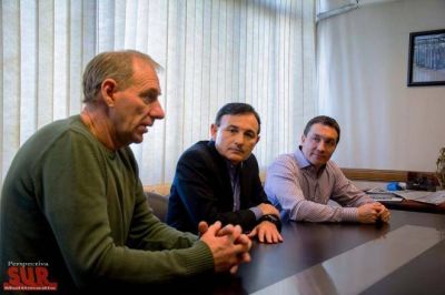 Varela: Se acord� un 25,5% de aumento salarial para los municipales