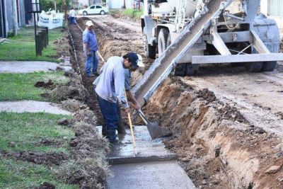El cord�n cuneta llega a m�s vecinos de la ciudad