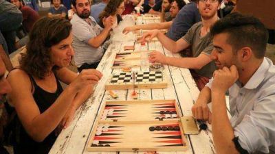El backgammon acerca a jud�os y �rabes de Jerusal�n