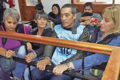 Coronado: �Solamente la firma del pase a planta de los compa�eros destraba el conflicto�