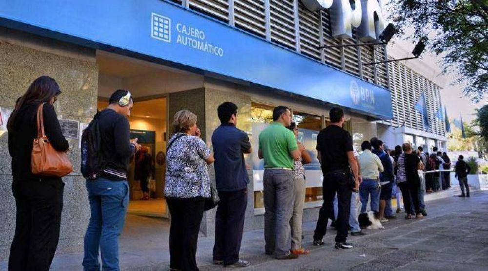 Neuqu�n, entre las provincias con m�s empleados p�blicos