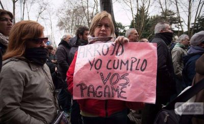 Arroyo sigue el manual de Vidal para negociar con el STM