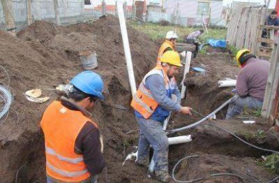 Ya est�n habilitados los servicios de agua potable y cloacas en el barrio Argentino