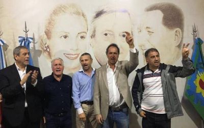 Cristina apuesta a Scioli para frenar a Randazzo