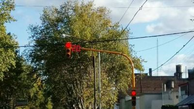 Se colocaron nuevos sem�foros con contadores