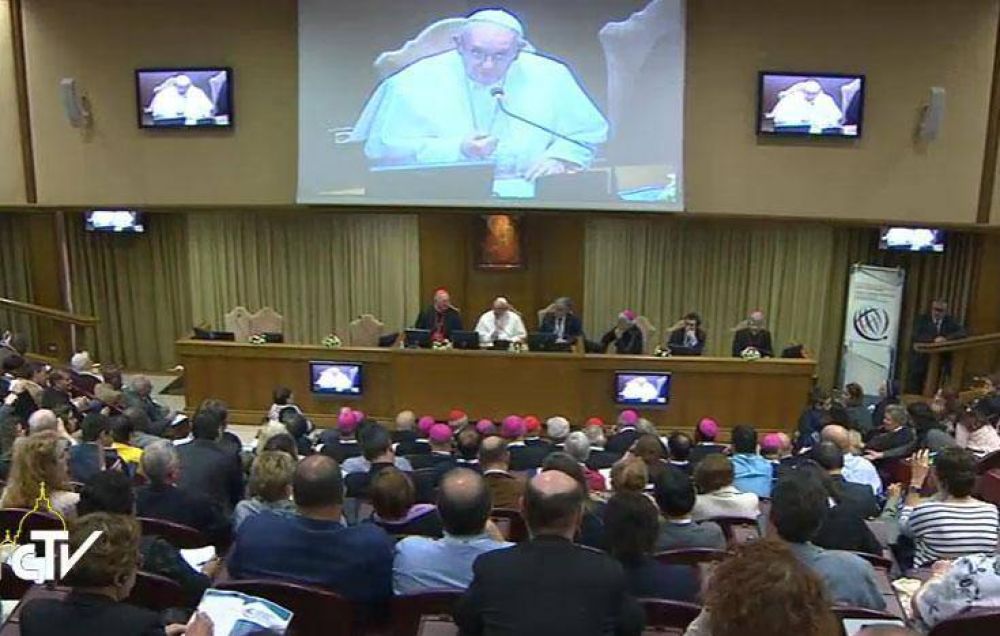 El Papa a la Acci�n Cat�lica: Contagien la alegr�a de la fe, sin estructuralismos