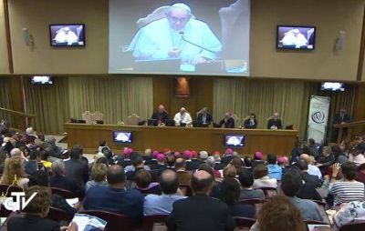 El Papa a la Acci�n Cat�lica: Contagien la alegr�a de la fe, sin estructuralismos