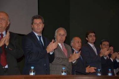 U�ac: �Estamos construyendo el futuro de Argentina y Chile�