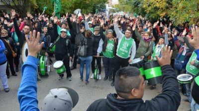 ATE acept� la propuesta salarial y levant� el paro