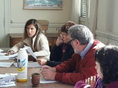 Critican a Cambiemos por Policoop y piden que no haya �una caza de brujas�
