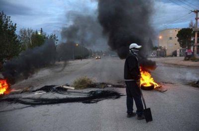 Manifestantes cortan la ruta 7 en Parque Industrial
