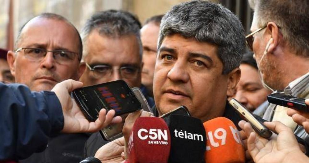 Camioneros denuncian despidos en SanCor y endurecen la protesta