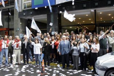 La Asociaci�n Bancaria anunci� que se adherir� al acto de la CGT del 1 de Mayo con cr�ticas al Gobierno