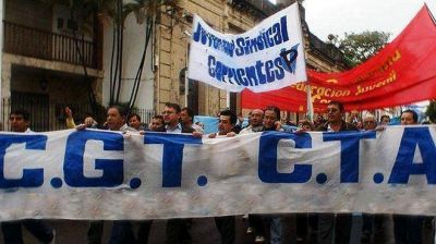 La CGT, las 62 y ambas CTA, por separado, realizar�n el lunes actos conmemorativos por el 1� de Mayo