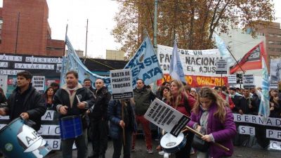 Expulsan de un gremio a un dirigente, por violencia de g�nero
