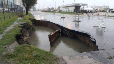 OSSE y Arroyo Del Barco: temen p�rdidas de vidas si hay m�s inundaciones