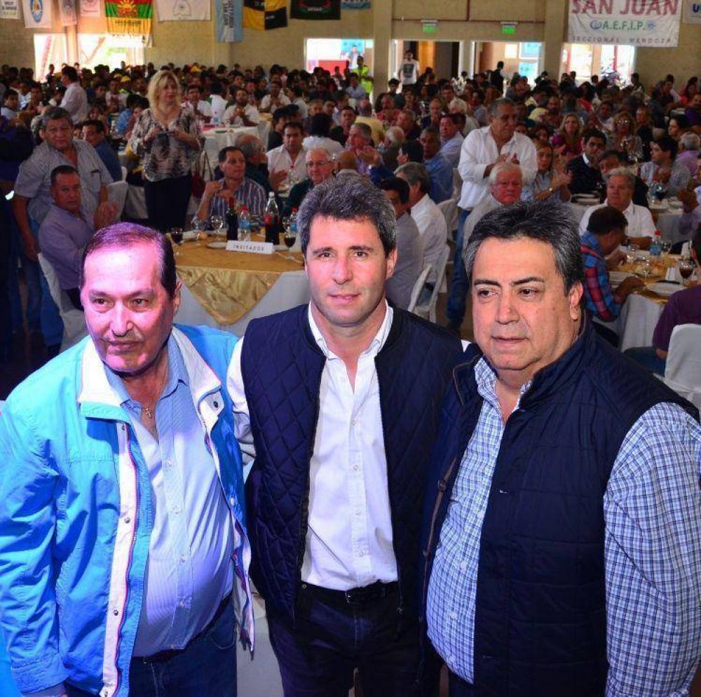 Sergio U�ac quiere un �triunfo ejemplar� en la elecci�n de octubre
