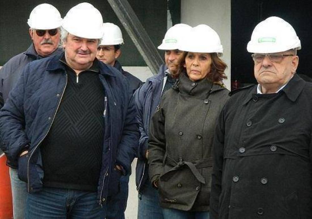 OSSE sin filtros: aumenta su rojo; contrata millonaria obra y el emisario a�n no funciona