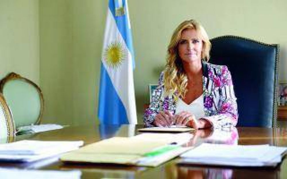 La Intendenta kirchnerista de Ca�uelas no para de elogiar a Vidal: 