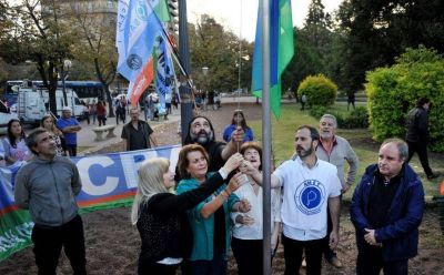 Los gremios instalaron la Carpa de la 