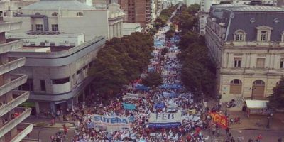 Vidal y su �martes negro�: docentes y judiciales rechazaron nuevas ofertas y volver�n los paros
