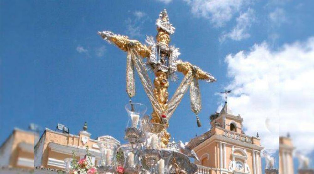 Hoy en muchos pa�ses se conmemora a �la Cruz de mayo�