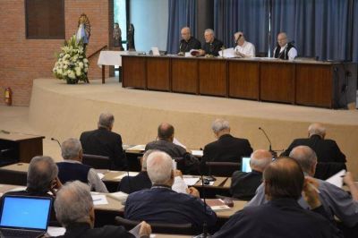 El Episcopado difundi� precisiones sobre el temario de su asamblea plenaria