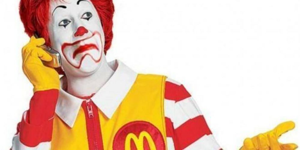 A un ao de su anuncio, fracas el convenio de empleo precario con McDonalds y el Gobierno lo tuvo que dar de baja