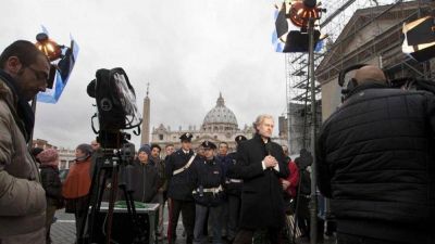 El Papa: un poco de �violencia buena� para reformar los medios vaticanos