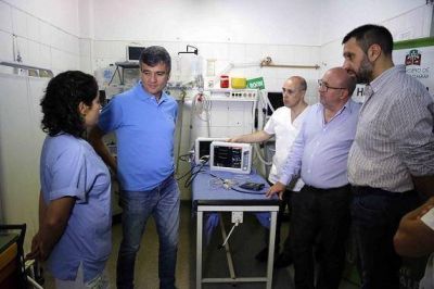 Zabaleta entreg� nuevo equipamiento para mejorar la atenci�n en el Hospital Municipal