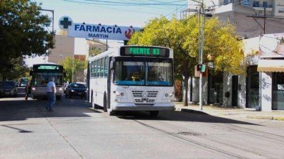 El colectivo subi� a $13,75 y llueven firmas de rechazo