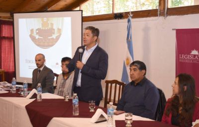 Figueroa: �Queremos que estas capacitaciones se transformen en m�s democracia�