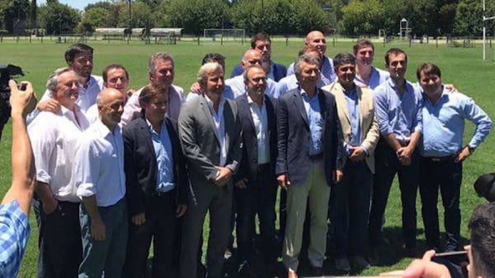 El Gobierno present� un sistema para premiar a los mejores municipios