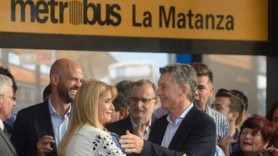 Tras inaugurar el Metrobus, Magario criticó al Gobierno