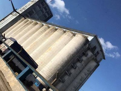 Mart�n Merlini tiene todo preparado para demoler totalmente los derru�dos silos