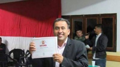 Santill�n fue proclamado candidato a intendente