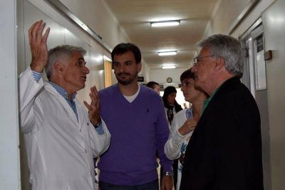 Galmarini y Ferraro visitaron el Hospital Cetr�ngolo de Florida