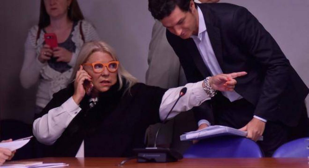 Carri� veta a Angelici en el armado de la lista de legisladores porte�os