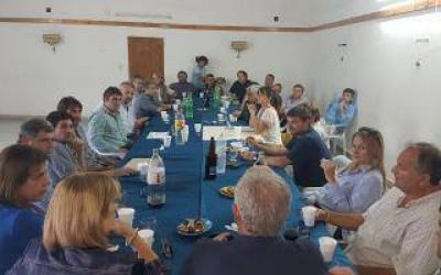 Con la incorporaci�n de Passaglia se reunieron intendentes de Cambiemos de la Segunda Secci�n