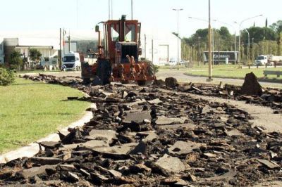 Reconstruyen uno de los accesos a Pico