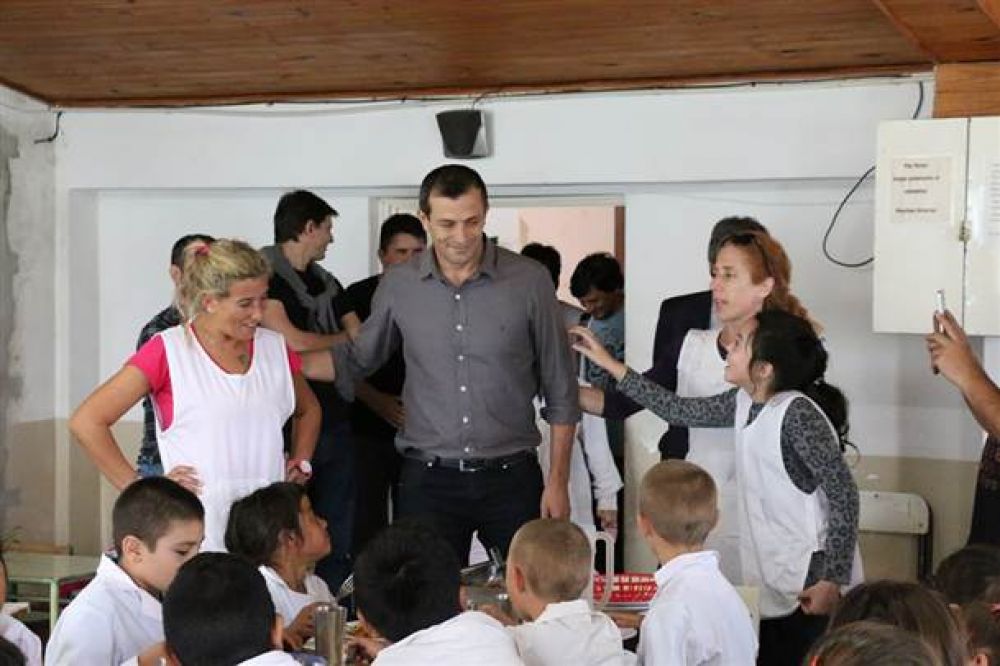 El intendente anunci� la construcci�n de una bici senda para la Escuela N� 18