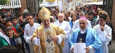 Fieles de la regi�n peregrinaron a Luj�n