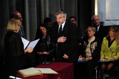 Mirkin defendi� la transparencia del llamado a pasant�as
