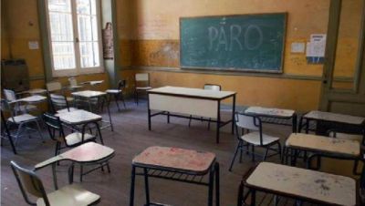 Contin�a la crisis en las universidades y docentes inician una semana de paros nacionales