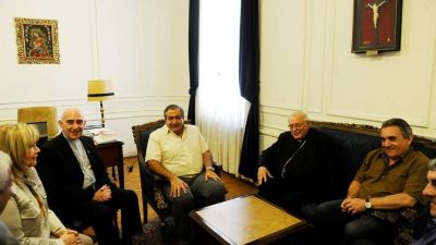 La CGT vuelve a acercarse a la Iglesia