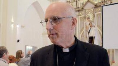 El obispo castrense, contra la 
