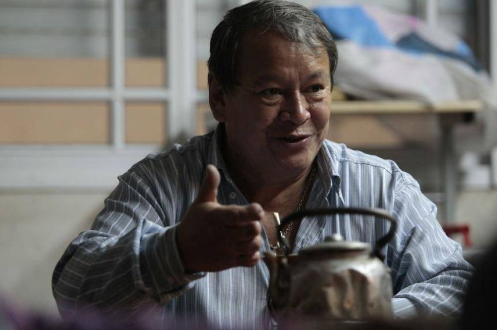 Toty Flores: �Espinoza utiliza a los m�s pobres para armar un peronismo que oprime a la gente�