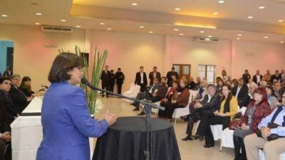 Corpacci particip� del IV Congreso de Mutualismo